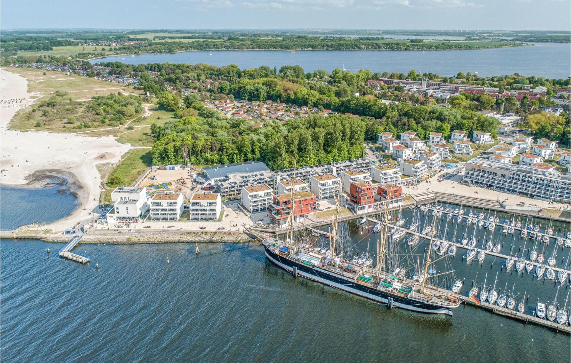 Apartment 2 Bedroom In Travemuende *